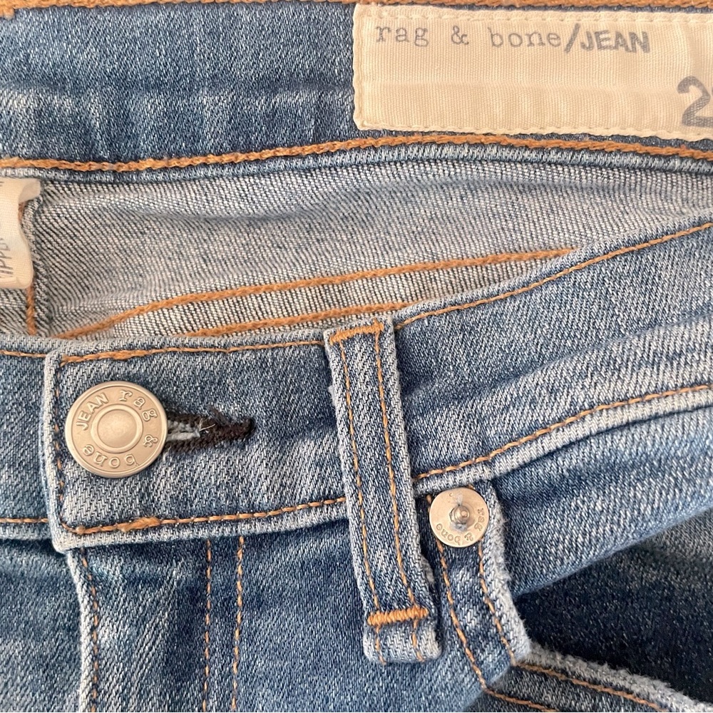 Rag & bone Shredded Zipper Skinny Capris Jeans sz 26